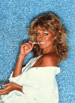 farrah-play