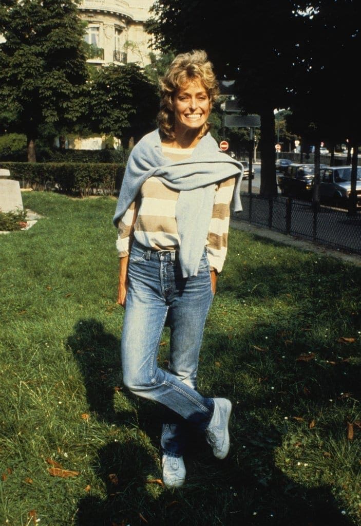 farrah-lawn