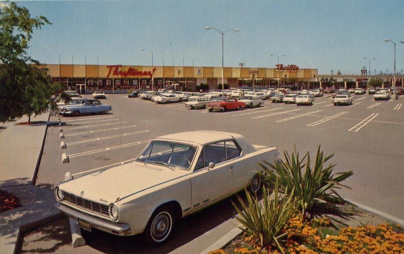 SHOPPING CENTER SANTA MARIA, CA