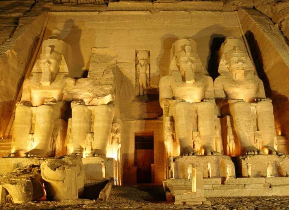 pyramids 42