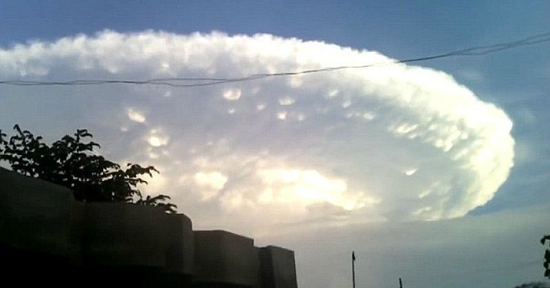 Pilots Spot Unidentified Flying Object in Arizona Desert Skies